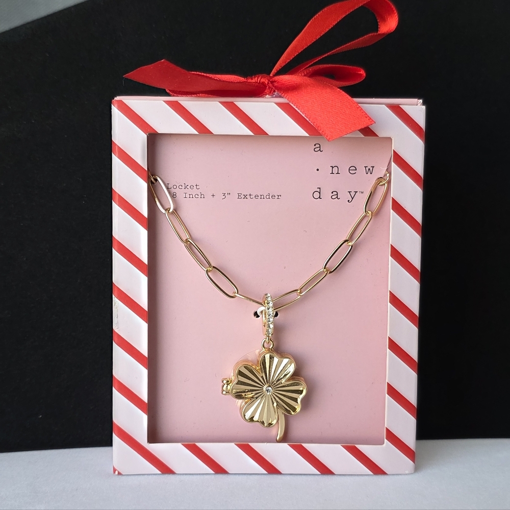 Four Leaf Clover Locket Necklace Gold Tone Diamond Rhinestone Details Paperclip